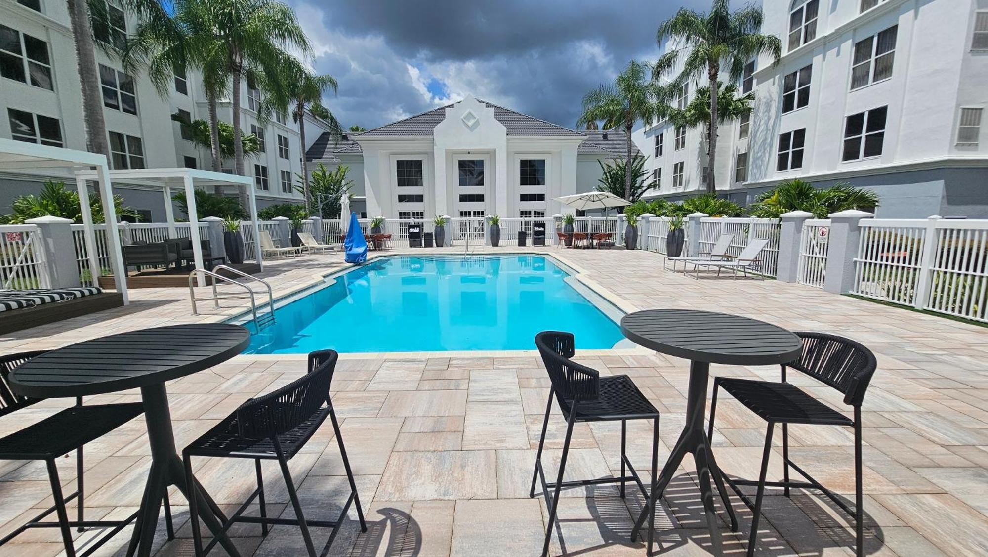 Surestay Plus By Best Western Orlando Lake Buena Vista Eksteriør bilde