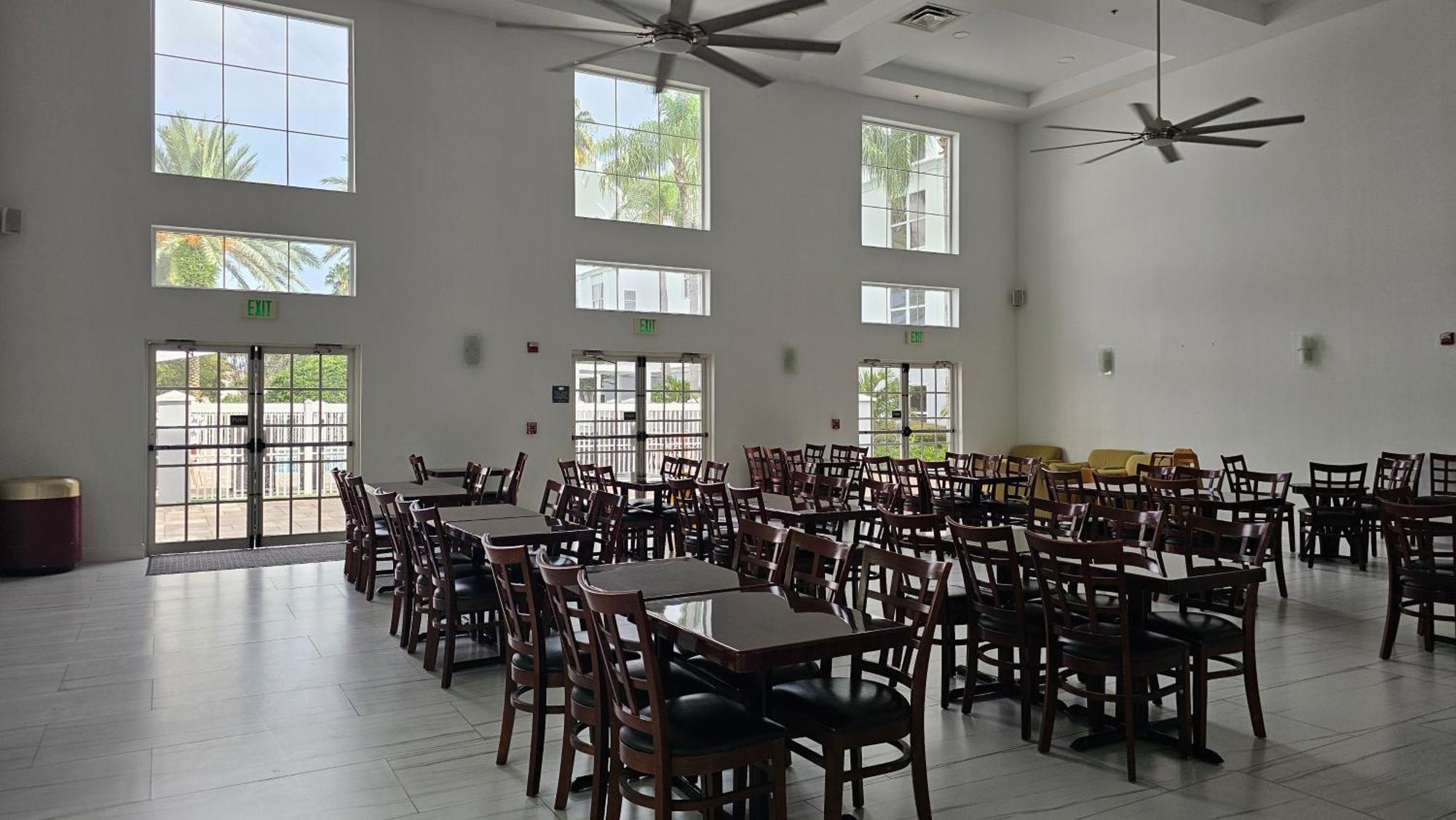 Surestay Plus By Best Western Orlando Lake Buena Vista Eksteriør bilde